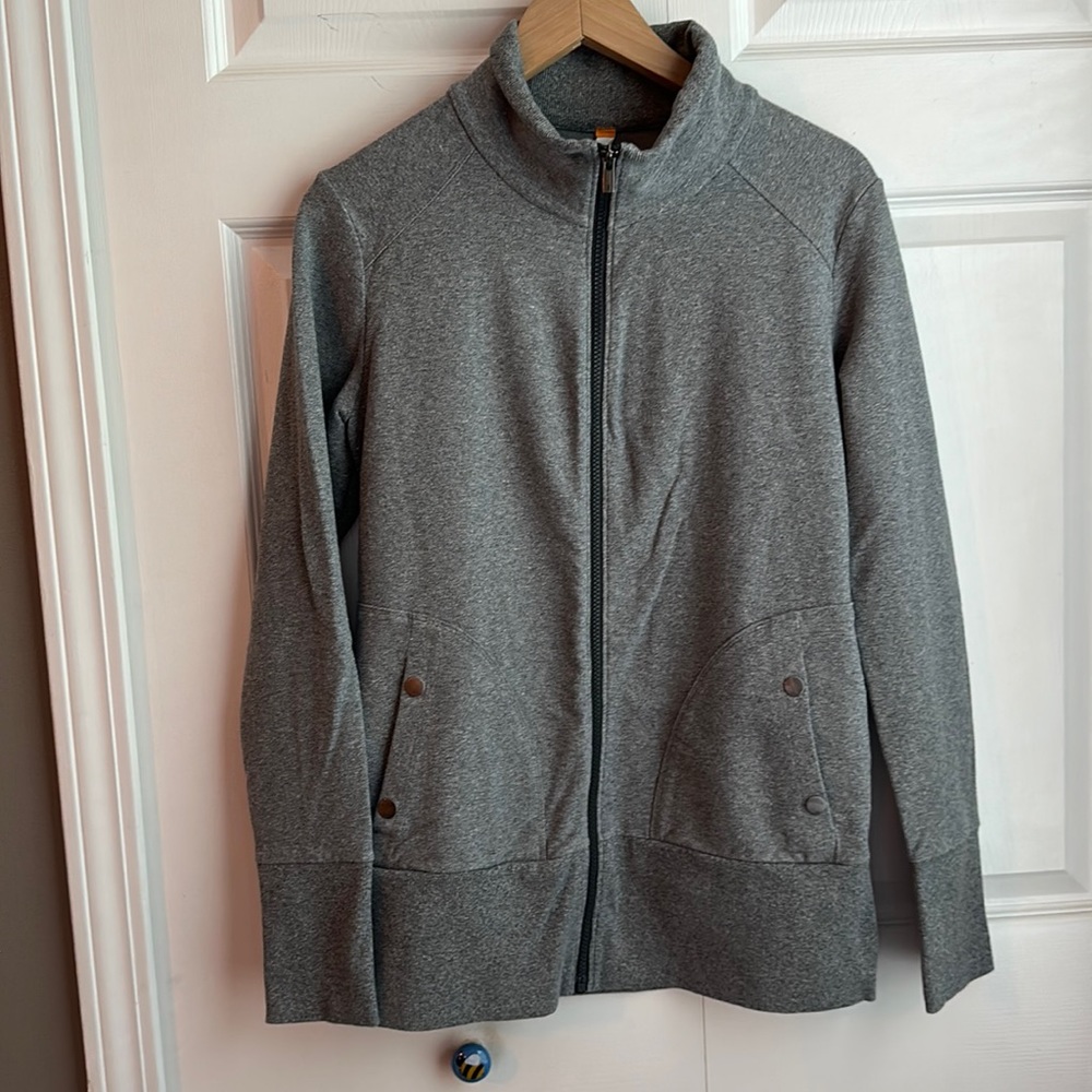 Lucy zip up jacket